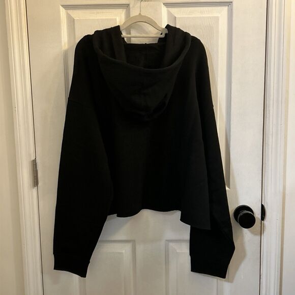 Wild Fable Women’s Black Cropped Hoodie Drawstring Raw Hem Pullover Size 3X NWT - Picture 2 of 16